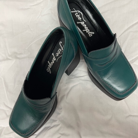 Free People Teal Leather Platform Loafers. Absolutely Stunning. NWOT - Picture 8 of 12